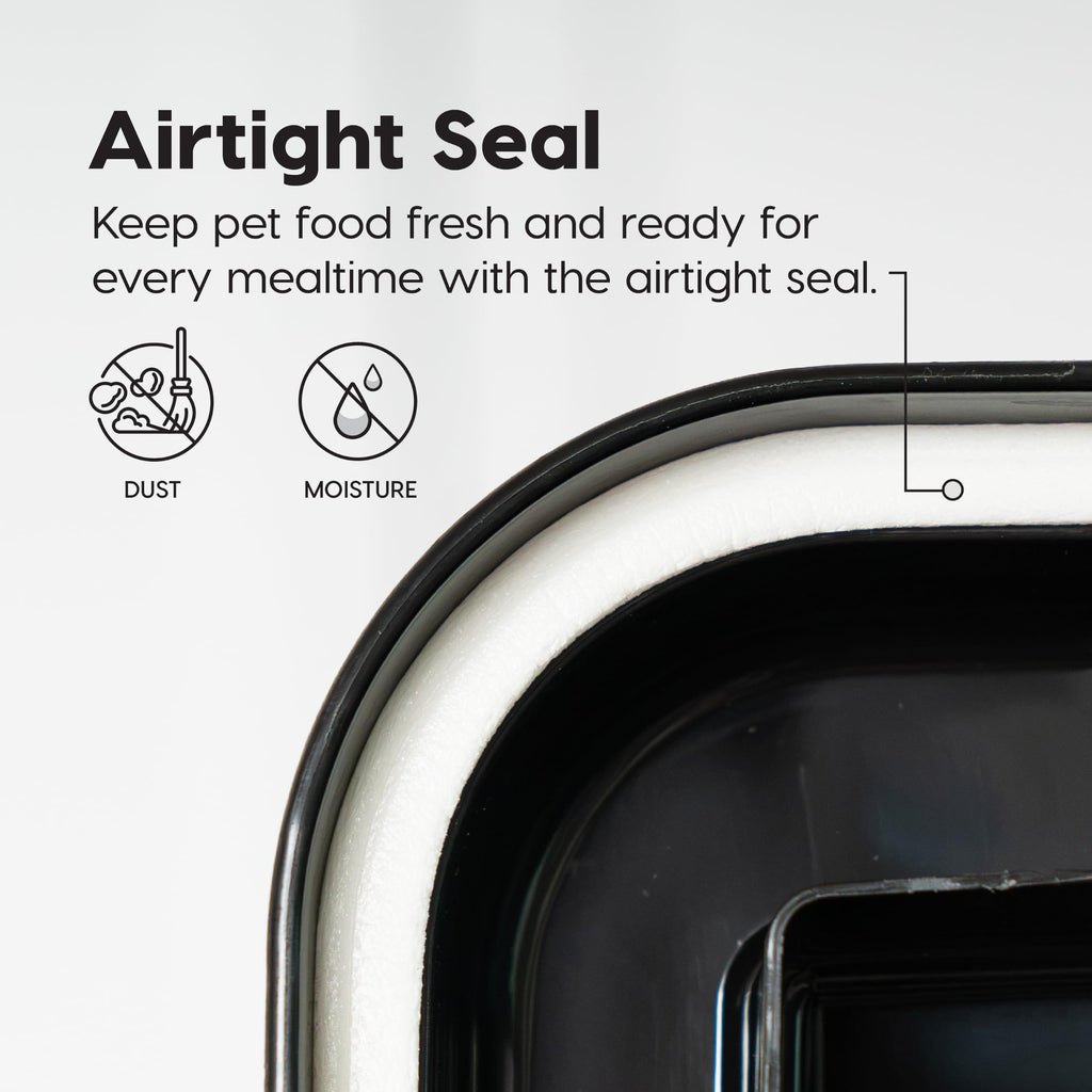 IRIS USA Dog Food Storage Container, Up to 30 lbs, Navy, Made in USA